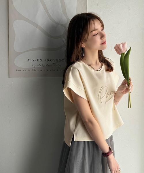 Java(ジャバ)の「《JaVaジャバコラボ》上品な大人の抜け感。フロントPAEANエンボス加工半袖Tシャツ(ロゴ)(Tシャツ/カットソー・レディース・チャコール/ライトベージュ/杢グレー/オフホワイト・LARGE/MEDIUM/SMALL/X-LARGE)」の11枚目の写真