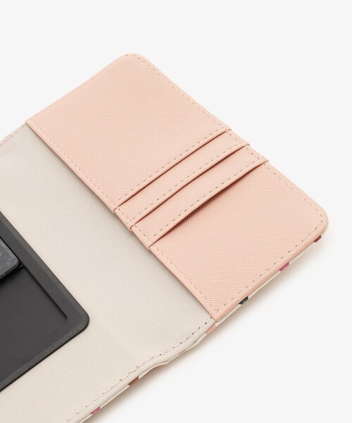 Afternoon Tea(アフタヌーンティー)の「ハートマルチフォンカバー(スマホケース/カバー・レディース・アイボリー・ONE SIZE)」の3枚目の写真