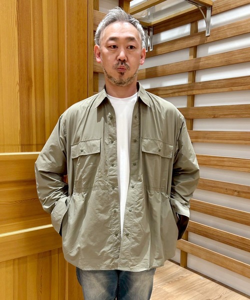 Grand PARK(グランドパーク)の「タイプライターマルチシャツ(シャツ/ブラウス・メンズ・ベージュ/ブラック/カーキ・LARGE/MEDIUM)」の5枚目の写真