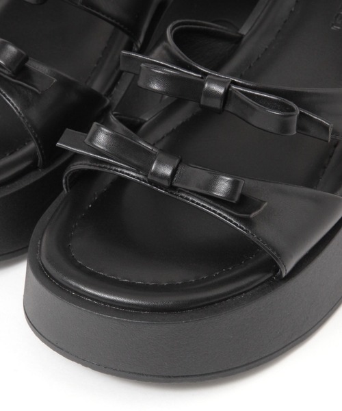 repipi armario(レピピ アルマリオ)の「リボンサンダル(サンダル・キッズ・ブラック/アイボリー・SMALL/MEDIUM/LARGE)」の19枚目の写真