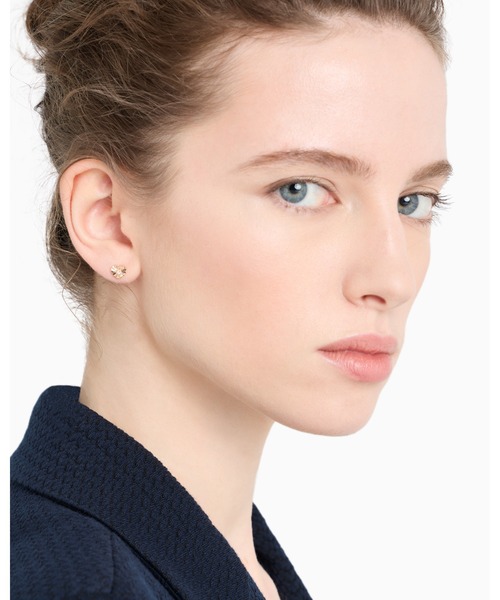 EMPORIO ARMANI（エンポリオアルマーニ）の「【エンポリオ アルマーニ】MANGA BEAR スターリングシルバーピアス(2-Tone)_EG3621040（ピアス（両耳用）・レディース・その他1・FREE）」の3枚目の写真