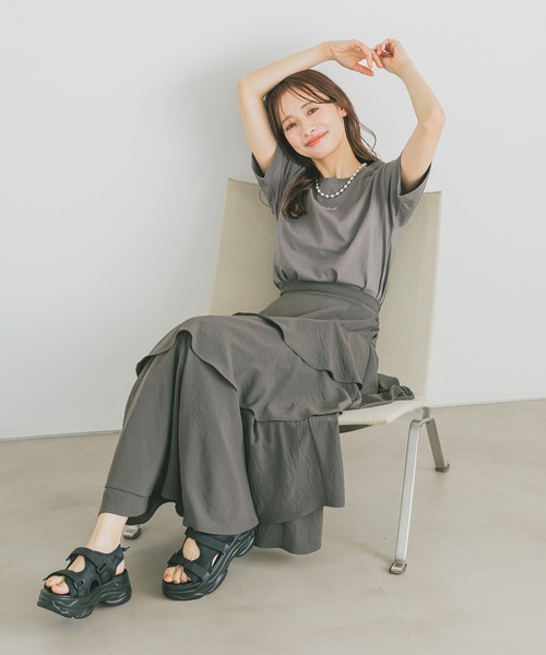 mysty woman（ミスティウーマン）の「ロゴ刺繍Tシャツ  329063（Tシャツ/カットソー・レディース・オフホワイト/チャコールグレー/ブラック・FREE）」の4枚目の写真