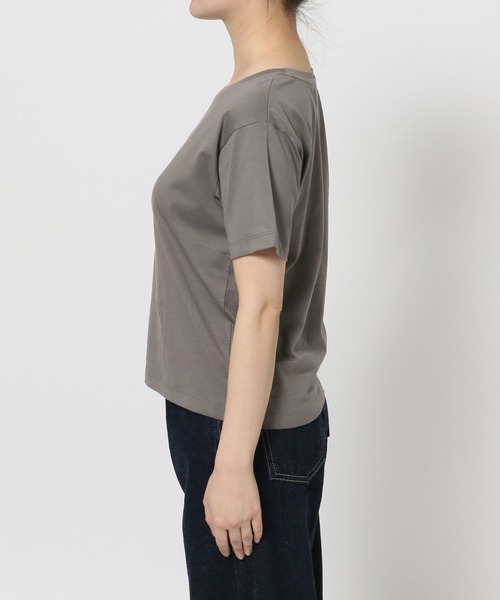 mysty woman（ミスティウーマン）の「ロゴ刺繍Tシャツ  329063（Tシャツ/カットソー・レディース・オフホワイト/チャコールグレー/ブラック・FREE）」の13枚目の写真