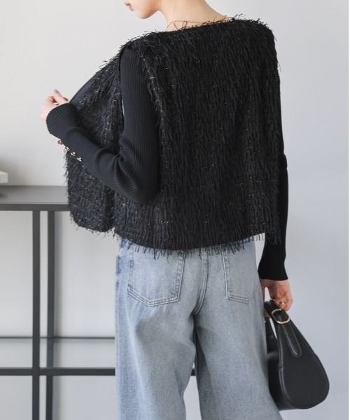 La-gemme（ラジェム）の「フリンジジャガード ダブルジップベスト（ベスト・レディース・ブラック/グレー/ベージュ・フリー）」の4枚目の写真