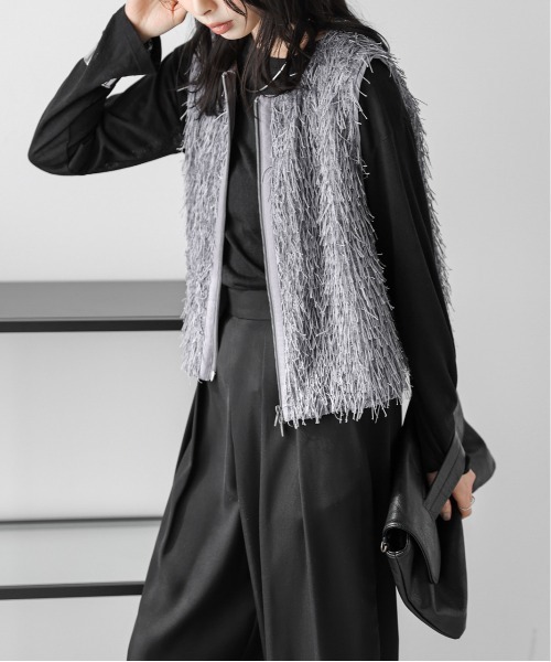 La-gemme（ラジェム）の「フリンジジャガード ダブルジップベスト（ベスト・レディース・ブラック/グレー/ベージュ・フリー）」の12枚目の写真