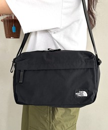 THE NORTH FACE(Um[XtFCX)̍ THE NORTH FACE(UEm[XtFCX)/y |CgS V_[ NXobO/TRAVEL CROSS BAG M(V_[obO)