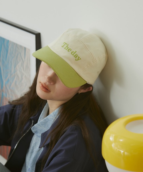 MERLOT（メルロー）の「【The day】バイカラーロゴ刺繍キャップ（キャップ・レディース・ブルー/グリーン・FREE）」の8枚目の写真