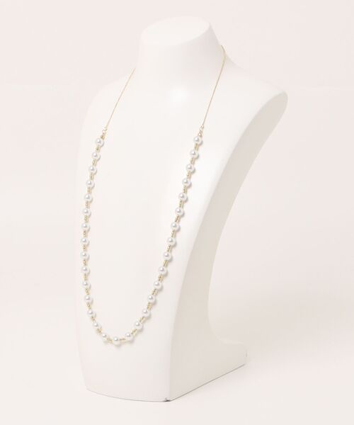 mysty woman（ミスティウーマン）の「パール1連ネックレス 453140（ネックレス・レディース・ゴールド・FREE）」の2枚目の写真