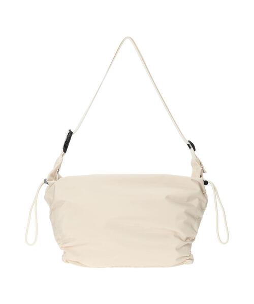 ehka sopo（エヘカソポ）の「シャーリングショルダーバッグ（ハンドバッグ・レディース・ブラック/カーキ/キナリ・F）」の19枚目の写真