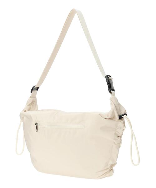 ehka sopo（エヘカソポ）の「シャーリングショルダーバッグ（ハンドバッグ・レディース・ブラック/カーキ/キナリ・F）」の20枚目の写真