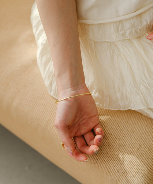 Kastane（カスタネ）の「【fiw.】ハートバングル（バングル/リストバンド・レディース・シルバー/ゴールド・FREE）」の4枚目の写真