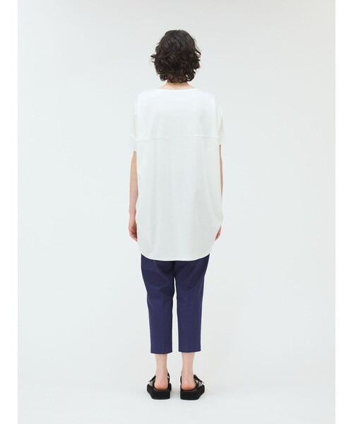 mizuiroind（ミズイロインド）の「mizuiro ind ボートネックコクーンプルオーバー（Tシャツ/カットソー・レディース・オフホワイト/ブラック/ネイビー/ブルー/チャコールグレー・FREE）」の17枚目の写真