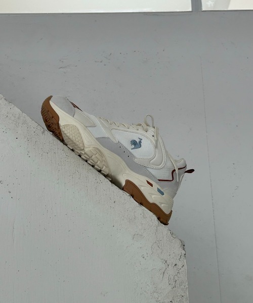 le coq sportif（ルコックスポルティフ）の「【emmi×le coq sportif】LCS BASQUE IV EM（スニーカー・レディース・ホワイト・23cm/23.5cm/24cm/24.5cm/25cm）」の4枚目の写真