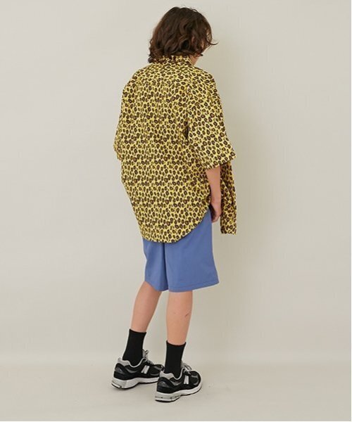 GLAZOS(グラソス)の「【大人向けサイズあり】【セットアップ対応】タイプライター・シャツ(シャツ/ブラウス・キッズ・ネイビー/カラフル/チャコール・170cm/160cm/150cm/180cm)」の4枚目の写真