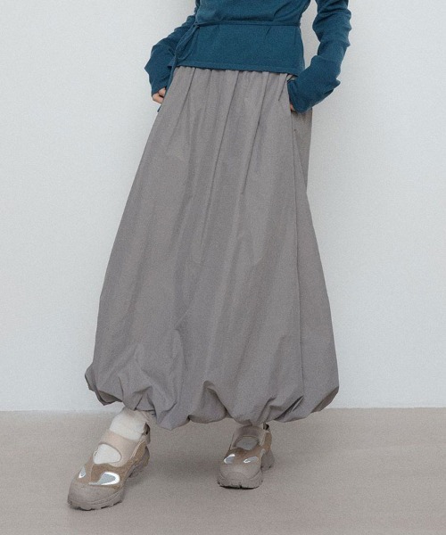 SallyLunn(サリーラン)の「ウエストゴムマキシスカート(スカート・レディース・ホワイト/ブラック/グレー・MEDIUM/LARGE)」の3枚目の写真