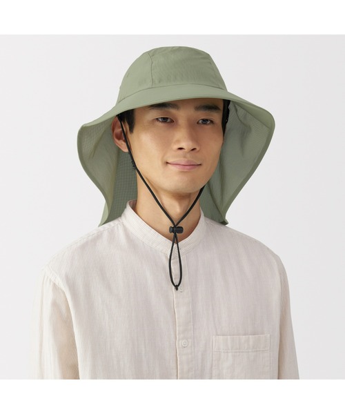 無印良品　風を通すちいさくまとまる　日除け付きハット　サンドベージュ　新品未使用 無印良品 風を通す ちいさくまとまる 日除け付きハット サンド