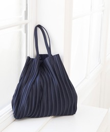 CARETTE（カレット）の「プリーツ生地のフォーマルバッグ（トートバッグ）」