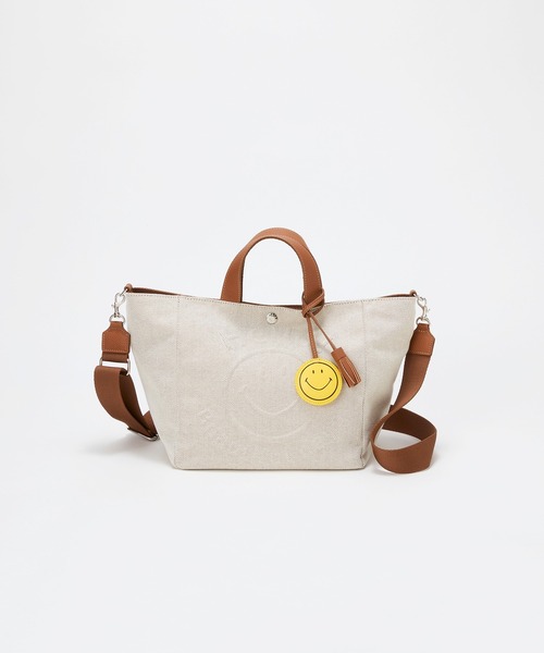 Breath TOPKAPI(ブレストプカピ)の「【Breath TOPKAPI】SMILE COLLETION エンボス スマイル 2way トートバッグ /スマイルチャーム付き(トートバッグ・レディース・ブラック/ベージュ・FREE)」の6枚目の写真