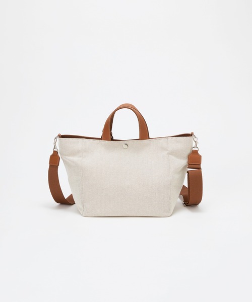Breath TOPKAPI(ブレストプカピ)の「【Breath TOPKAPI】SMILE COLLETION エンボス スマイル 2way トートバッグ /スマイルチャーム付き(トートバッグ・レディース・ブラック/ベージュ・FREE)」の4枚目の写真