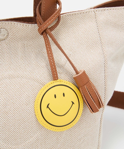 Breath TOPKAPI(ブレストプカピ)の「【Breath TOPKAPI】SMILE COLLETION エンボス スマイル 2way トートバッグ /スマイルチャーム付き(トートバッグ・レディース・ブラック/ベージュ・FREE)」の19枚目の写真