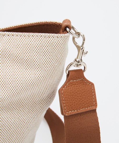 Breath TOPKAPI(ブレストプカピ)の「【Breath TOPKAPI】SMILE COLLETION エンボス スマイル 2way トートバッグ /スマイルチャーム付き(トートバッグ・レディース・ブラック/ベージュ・FREE)」の18枚目の写真