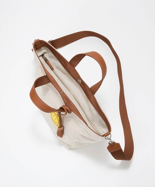 Breath TOPKAPI(ブレストプカピ)の「【Breath TOPKAPI】SMILE COLLETION エンボス スマイル 2way トートバッグ /スマイルチャーム付き(トートバッグ・レディース・ブラック/ベージュ・FREE)」の15枚目の写真