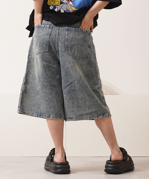 1111clothing(ワンフォークロージング)の「オーバーダイ デニムジョーツ / Overdyed Denim Jorts / ワイド デニム ショートパンツ(デニムパンツ・メンズ・ブラック/ブルー/ネイビー・L/M)」の12枚目の写真