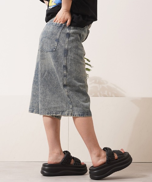 1111clothing(ワンフォークロージング)の「オーバーダイ デニムジョーツ / Overdyed Denim Jorts / ワイド デニム ショートパンツ(デニムパンツ・メンズ・ブラック/ブルー/ネイビー・L/M)」の13枚目の写真