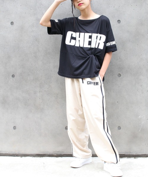 CHEER（チアー）の「袖メッシュ切り替えしぼりデザインゆったりトップス（Tシャツ/カットソー・レディース・ホワイト/ブラック・S/M）」の5枚目の写真