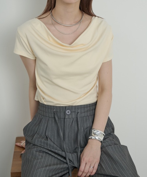 ラスト1点翌日発送アンドマリートップス セール】クロップドロングスリーブTシャツ（Tシャツ/カットソー