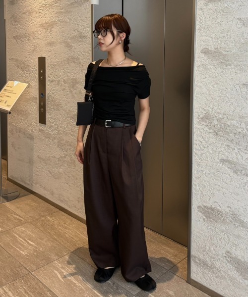 Aunt Marie's(アントマリーズ)の「ドレープオフショルハーフスリーブトップス(Tシャツ/カットソー・レディース・ライトイエロー/ホワイト/ブラック/ブラウン・FREE)」の17枚目の写真