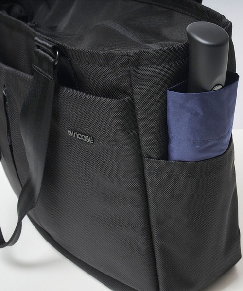 incase(インケース)の「Tracks Tote(トートバッグ・メンズ・ブラック・ONE SIZE)」の13枚目の写真