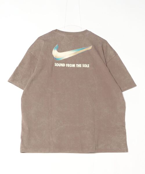 NIKE（ナイキ）の「ナイキ NIKE ナイキ  NSW OS FVL S/S Tシャツ（Tシャツ/カットソー・レディース・パープル/ブラウン・M/L）」の3枚目の写真