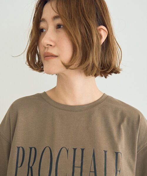 YECCA VECCA(イェッカヴェッカ)の「【UVカット】ロゴBIGTee(Tシャツ/カットソー・レディース・オフホワイト/ブラック/カーキ・FREE)」の8枚目の写真