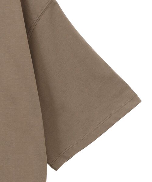 YECCA VECCA(イェッカヴェッカ)の「【UVカット】ロゴBIGTee(Tシャツ/カットソー・レディース・オフホワイト/ブラック/カーキ・FREE)」の14枚目の写真