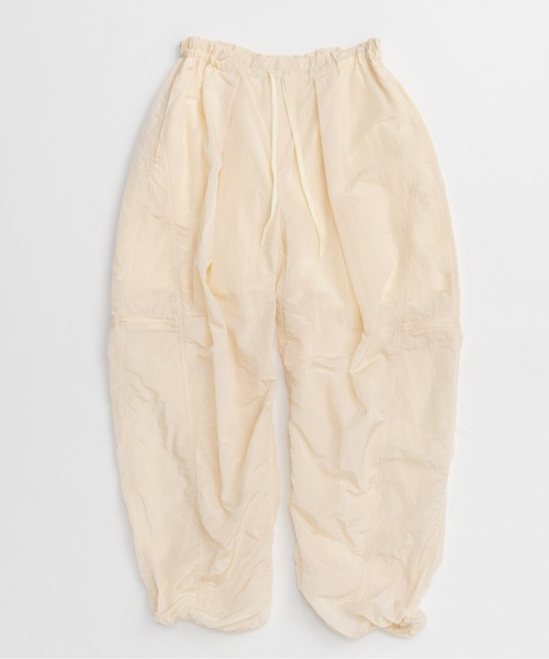 MAISON SPECIAL（メゾンスペシャル）の「Side Zipper Parachute Pants/サイドファスナーパラシュートパンツ（その他パンツ・レディース・ブラック/グリーン/アイボリー/ピンク・36/38）」の18枚目の写真