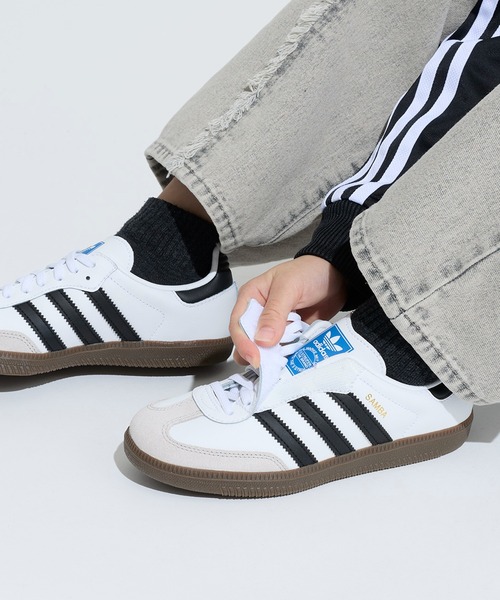 adidas（アディダス）の「サンバ OG コンフォートクロージャー 伸縮レース キッズ / Samba OG Comfort Closure Elastic Lace Kids / アディダスオリジナルス adidas Originals（スニーカー・キッズ・ホワイト/ブラック・21.0cm/20.0cm/19.0cm/18.0cm/17.0cm）」の20枚目の写真