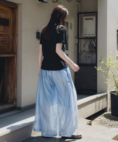 slattgir（スラットジール）の「高身長　綿１００％コード刺しゅうロゴTシャツ（トールサイズ）Essenave（Tシャツ/カットソー・レディース・オフホワイト/ブラック・T3L/TLL/TM/TL）」の10枚目の写真