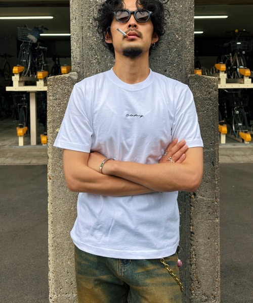 UP START(アップスタート)の「ヘヴィウェイト天竺 ワンポイント刺繍半袖 クルーネック コットン100%(Tシャツ/カットソー・メンズ・ブラック/ホワイト/ライトオリーブ・LARGE/MEDIUM)」の1枚目の写真
