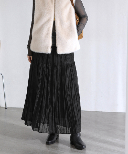 La TOTALITE（ラトータリテ）の「【洗える】シフォンニットワッシャースカート（スカート・レディース・ブラック/ブルー/ブラウン・FREE）」の2枚目の写真