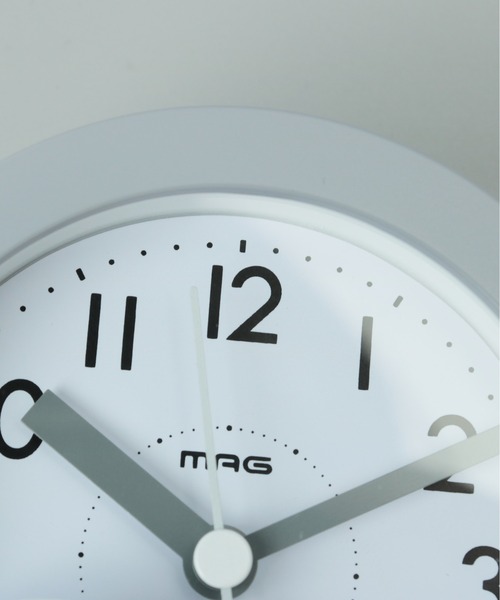 その他セレクト（ソノタセレクト）の「手のひらサイズの目覚まし時計 ルント（置時計・レディース・グレー/ホワイト/ライトイエロー・FREE）」の8枚目の写真