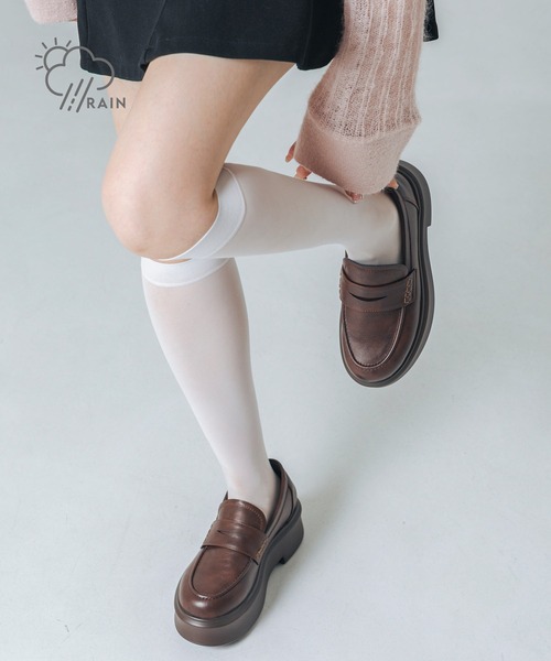 EVOL（イーボル）の「【晴雨兼用・軽量】プラットフォームコインローファー IZ5788（レインシューズ・レディース・ブラウン/ブラック/アイボリー・S/M/L/LL）」の3枚目の写真