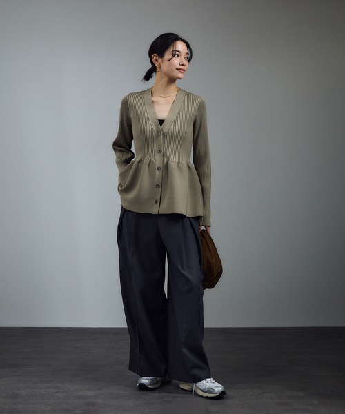 SALON adam et rope'（サロン アダム エ ロペ）の「リアルスウェードクリテミニバッグ（ハンドバッグ・レディース・ライトグレー/ブラウン・FREE）」の6枚目の写真