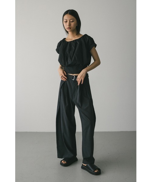 バシボコレザーセットアップ ショルダーギャザートップ（シャツ/ブラウス）｜STYLEMIXER