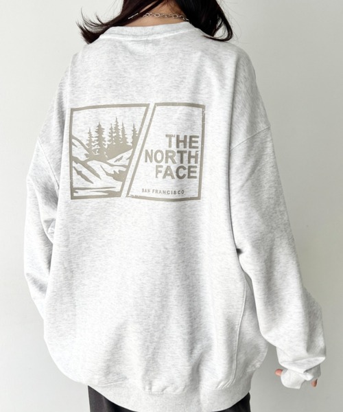 THE NORTH FACE（ザノースフェイス）の「THE NORTH FACE(ザ・ノースフェイス)/バックプリント ロゴ ルーズフィット スウェット/M'S BOSQUE SWEATSHIRTS（スウェット・レディース・ブラック/クリーム/シルバー/グレー・M/L/XL/XXL/S）」の21枚目の写真