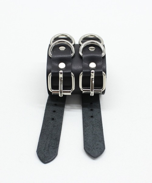 RNA（アールエヌエー）の「E5153 ダブルベルトワイドリストバンド（バングル/リストバンド・レディース・ブラック・FREE）」の3枚目の写真