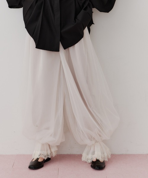 裾レースチュールバルーンパンツ（その他パンツ）｜J1U by LA BELLE