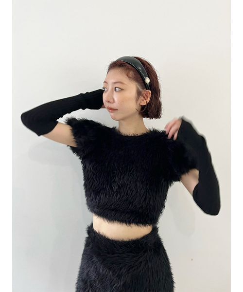 アームウォーマー付きフェザーヤーンコンパクトトップス（ニット