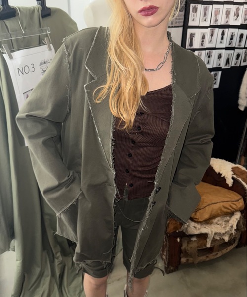 SHAGGIE（シャギー）の「【セットアップ】カットオフミリタリーオーバージャケット（テーラードジャケット・レディース・カーキ/ブラック/グレー・FREE）」の5枚目の写真