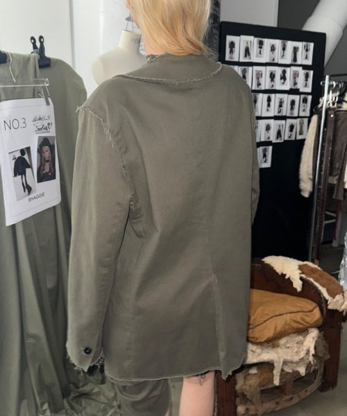 SHAGGIE（シャギー）の「【セットアップ】カットオフミリタリーオーバージャケット（テーラードジャケット・レディース・カーキ/ブラック/グレー・FREE）」の7枚目の写真